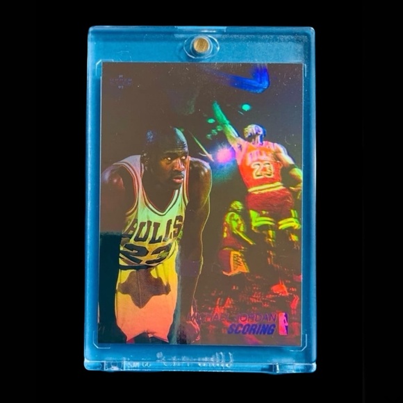 VINTAGE 1991 MICHAEL JORDAN REFRACTOR BASKETBALL CARD